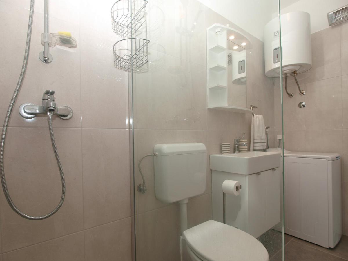 Apartment Florinda 2091 Pula Buitenkant foto